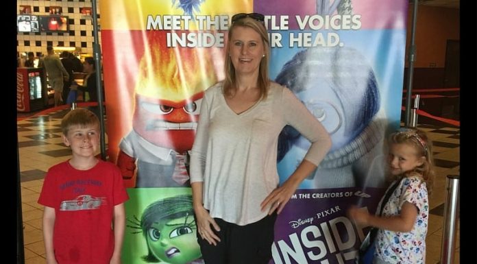 Pop Mommy’s Holiday Family Movie Preview!