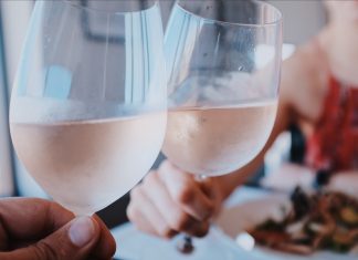 15 Budget Date Night Ideas in Jacksonville