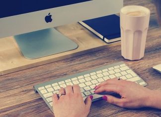 Returning to Work? How to Address That Pesky Job Gap in Your Resume