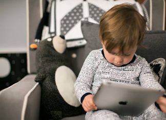 Don’t Fall Into the Social Media Trap: Unplug to Reconnect