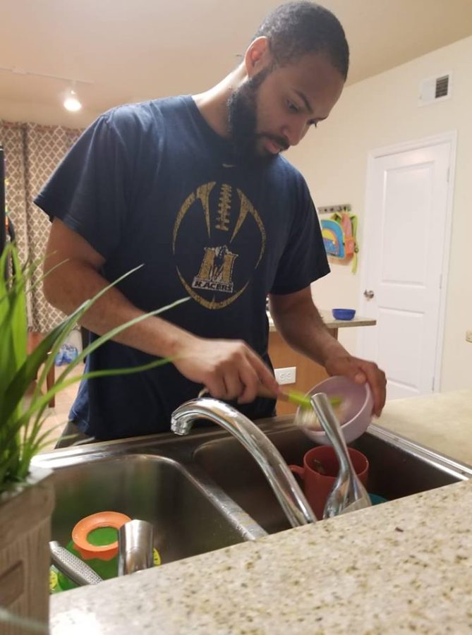Dad-doing-dishes-1