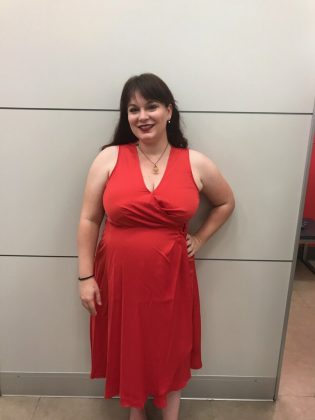 11 Plus-Size Fashion Tips to Showcase Your Body