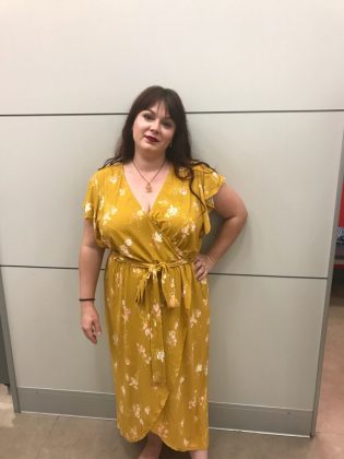 Ava Viv Floral dress : r/PlusSizeFashion