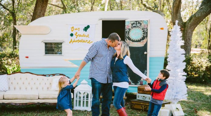 10 Tips on What to Wear for Your Family Photos 10 Tips on What to Wear for Your Family Photos