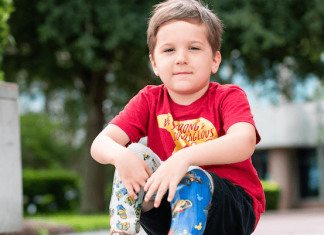 Gunnar Is a Runner Thanks to Prosthetics