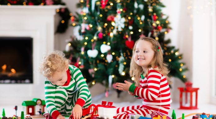 How to Cut the Toy Clutter this Holiday Season How to Cut the Toy Clutter this Holiday Season