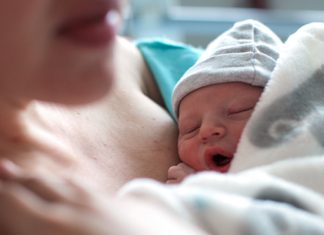 I’m a Mom, So Why Can’t I Breastfeed?