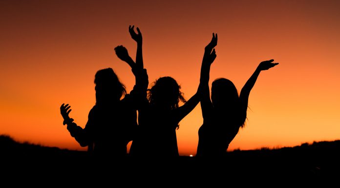 The 10 ComMOMdments of Solid Friendships friendship
