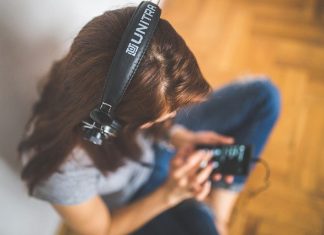 Podcasts Are the New Mixed CD