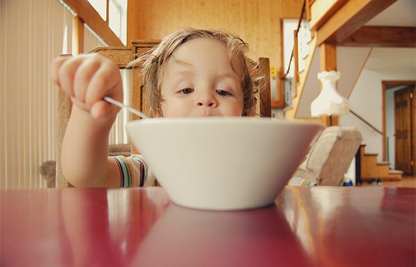 Quick Tips to Get Your Toddler to Eat