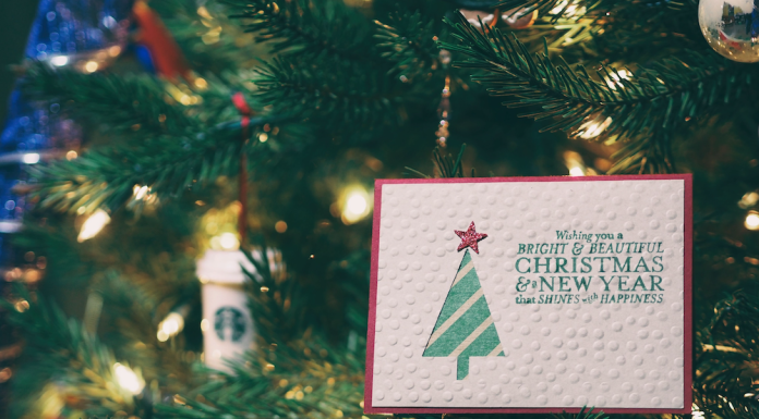 A Unique Way to Display Your Holiday Cards holiday cards