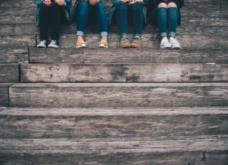Gen Z, Take Several Seats — Your Fashion Sense Is Just Bad
