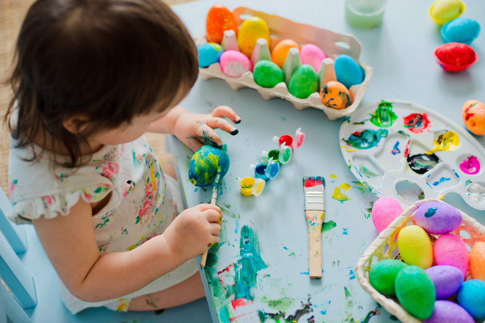 easter egg decorating