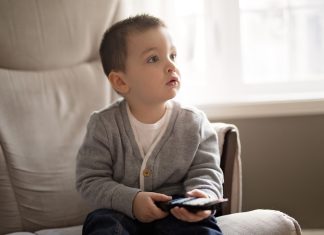 Going Screen-Free Isn’t As Bad As It Sounds screen free week