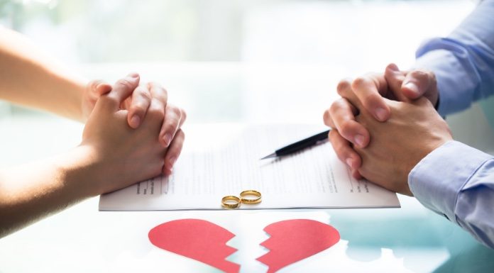 Divorce Diaries: The Beginning, The Purgatory, The Silver Lining Ending divorce