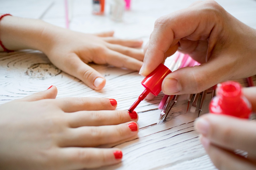 paint my son's nails