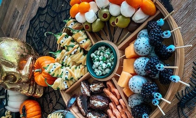 Spooky Eats & Appetizers for All Your Halloween Fun halloween recipes