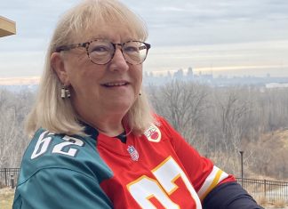 Sibling Showdown at Super Bowl LVII (and the Mom in the Middle) donna kelce