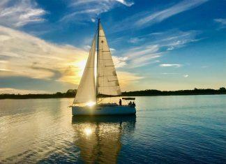 Set Sail on Your Dream Date Night (or Moms’ Morning Out!) st. augustine sailing