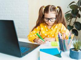 Dear Parent, From a Teacher: 3 Tips for Keeping the School Year Organized planner