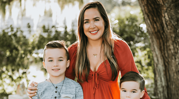 I Don’t Need a ‘Holiday’ to Show I Love My Kids