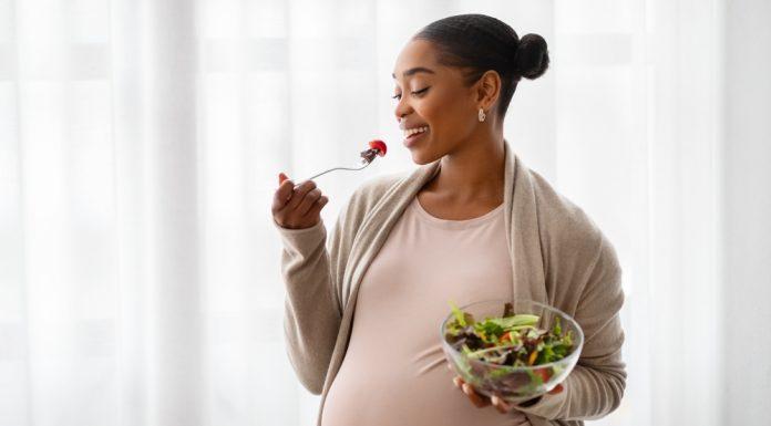 Fact vs. Fiction: ‘Eating for Two’ While Pregnant eating for two