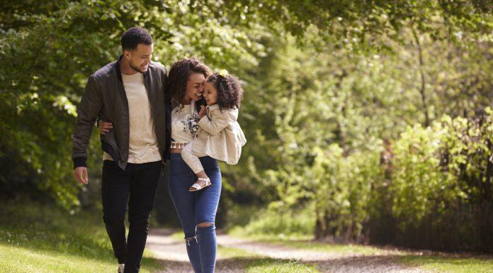 How Taking a Year Off Social Media Helped Me Ditch Comparison and Find Contentment social media