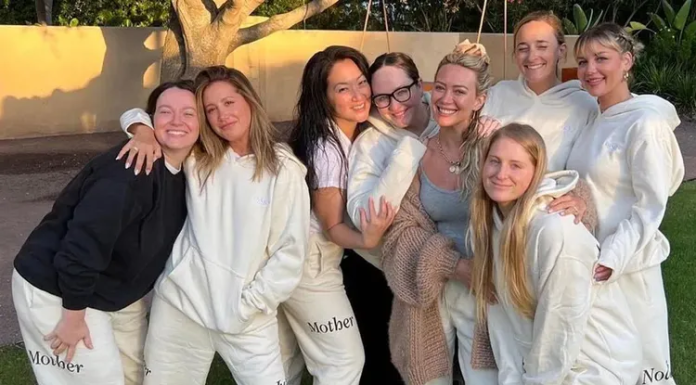 The Ashley Tisdale Mom Group Drama Is Just What January Needed ashley tisdale
