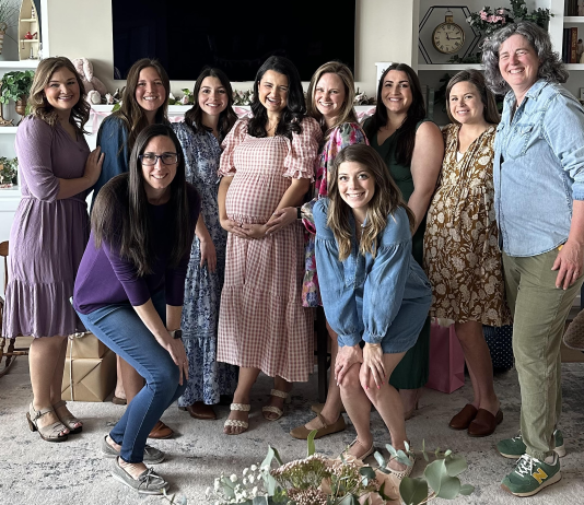 How to Be a Villager: 5 Simple Ways to Show Up for a Postpartum Mom